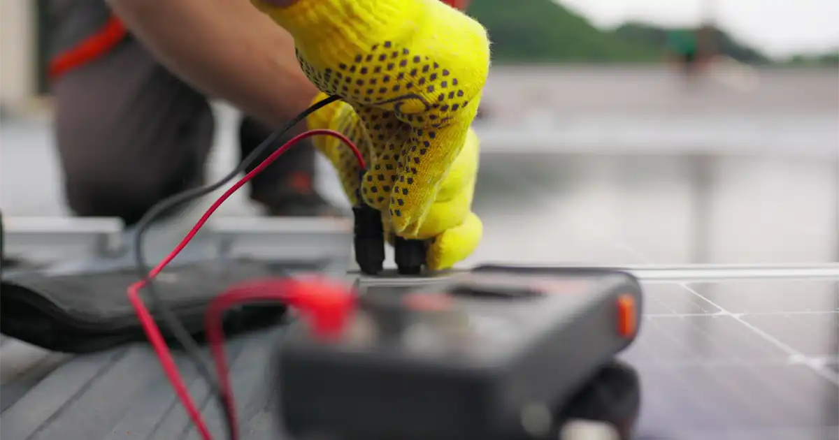 ÔÇôuþêèto se cobra por instalar servicio de luz.webp